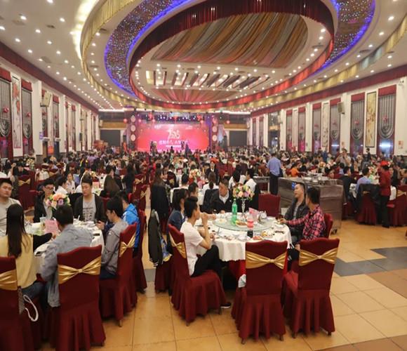 “德创非凡,共创佳绩”,德维尔全屋定制2020年员工迎春晚会完美落幕!